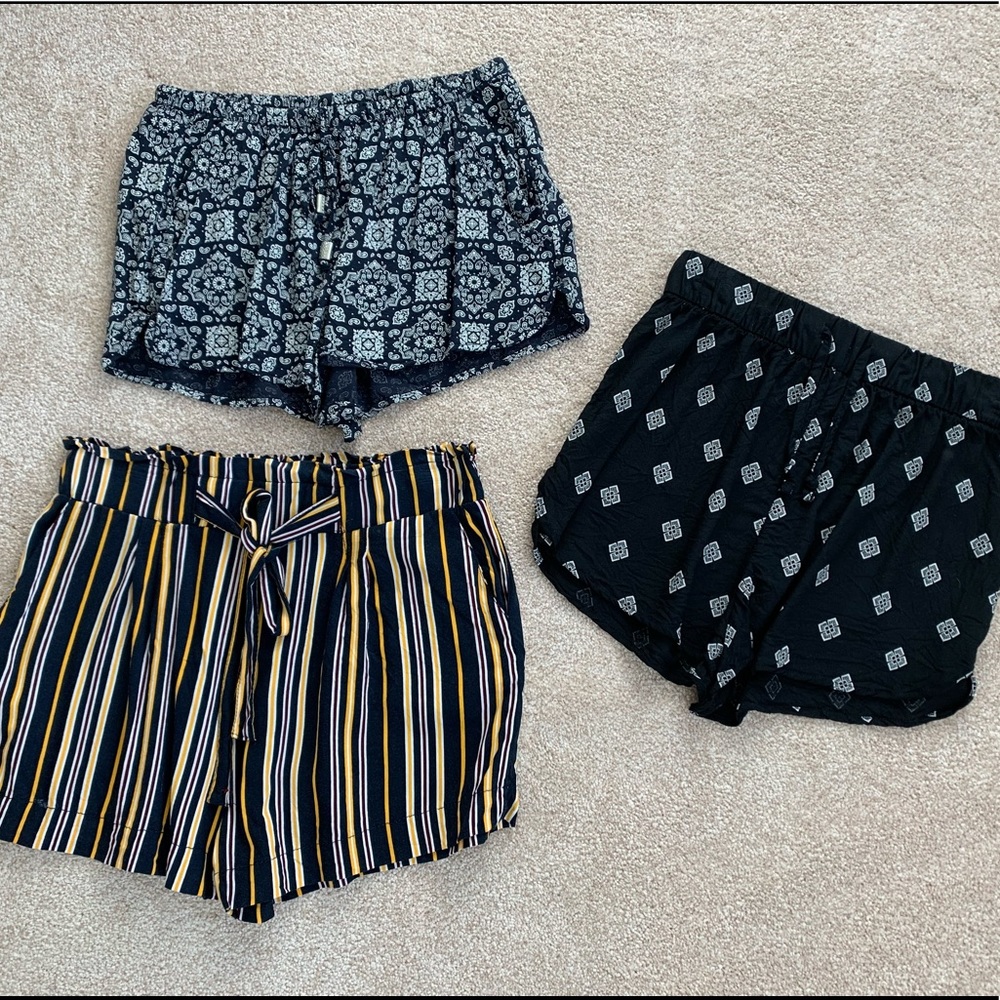 Set of Shorts